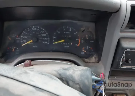 1997 Isuzu Hombre S z USA, uszkodzony, nr VIN 1GGCS1448V8650695